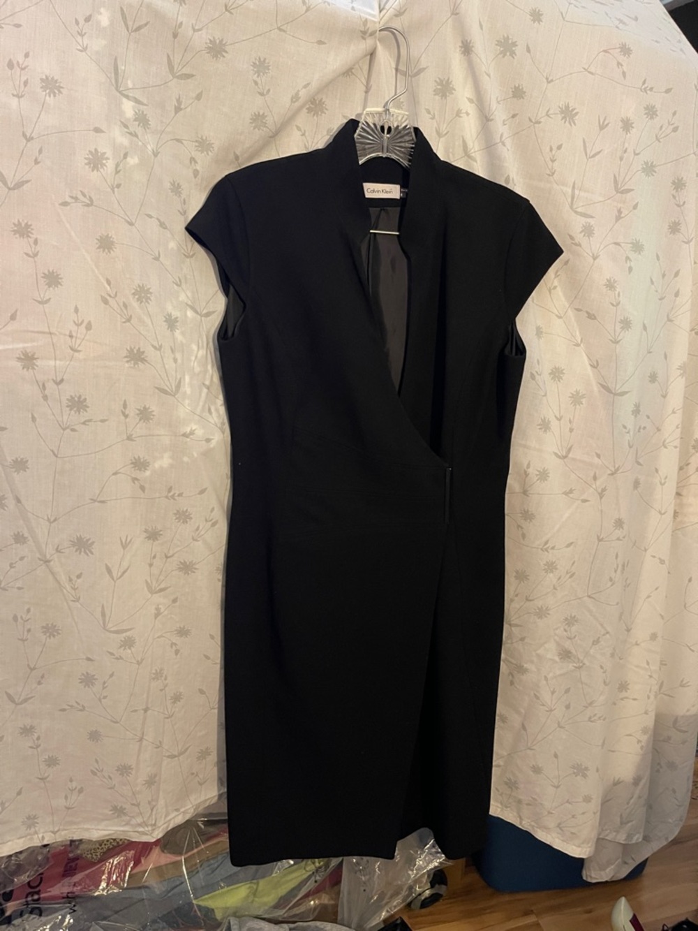 Calvin Klein Black Cap-Sleeve Faux-Wrap Midi Dress